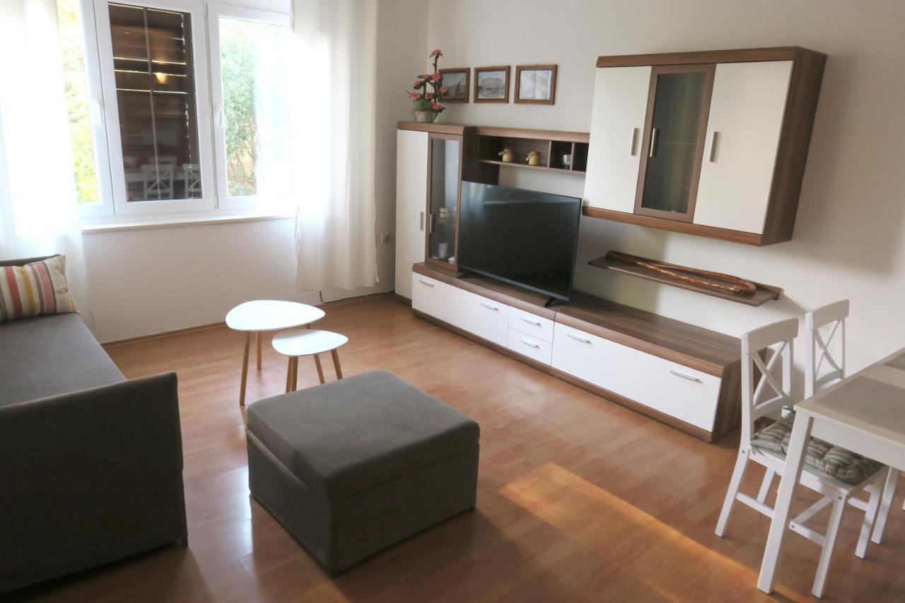 Elda Apartment Pula Exterior photo